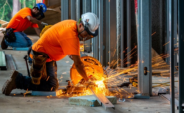 cutting steel with angle grinder